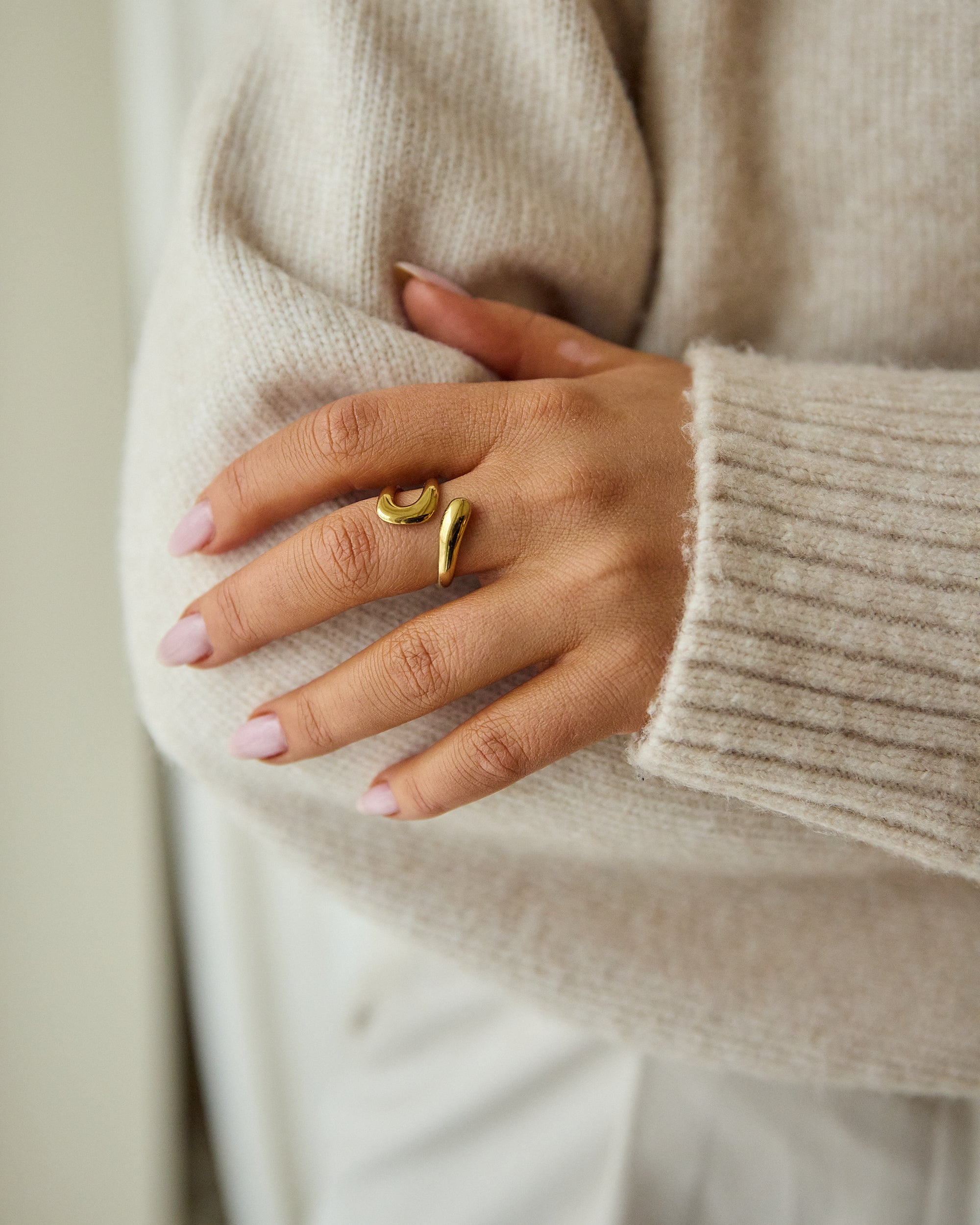 Curve Ring Gold