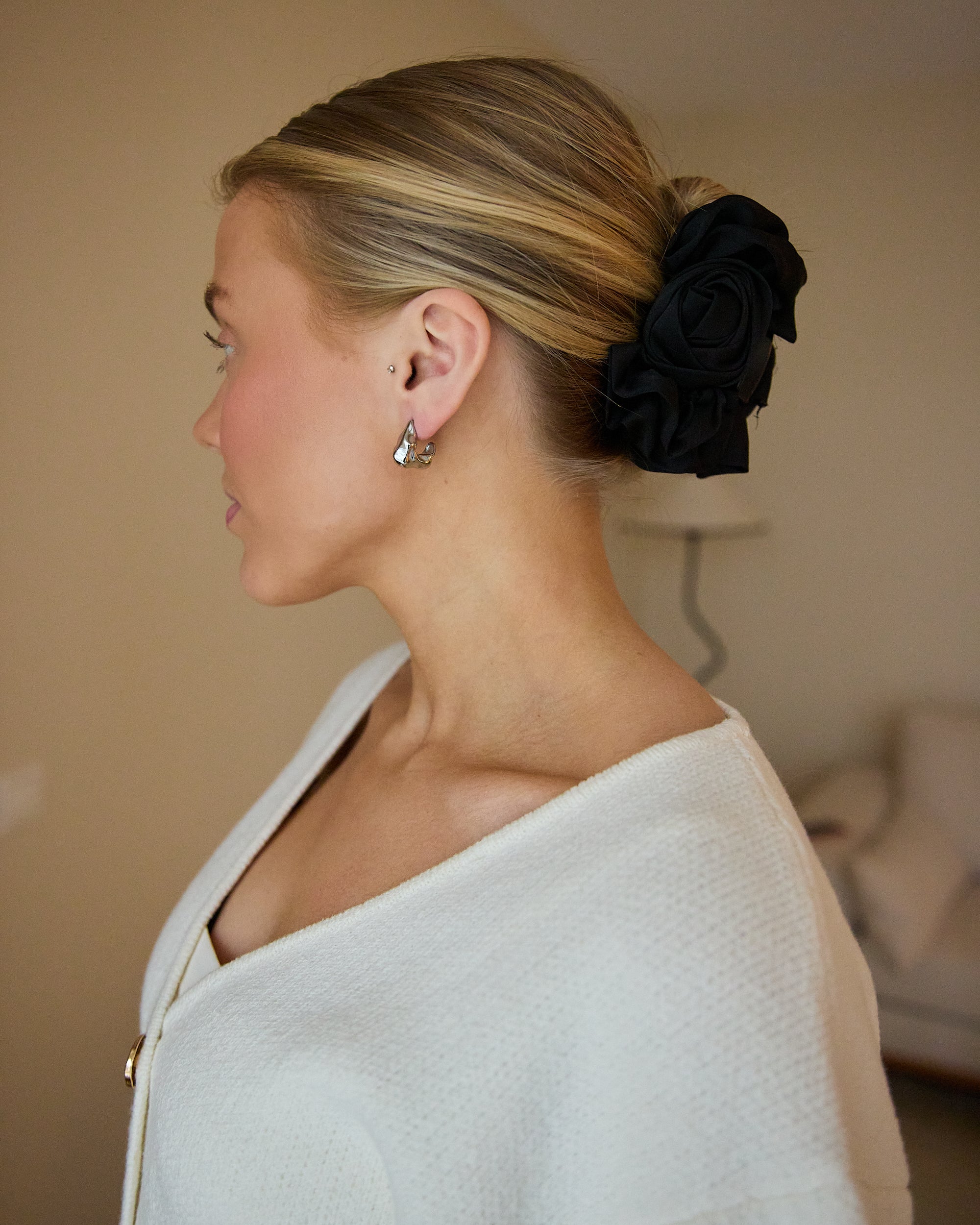 Sculpted Melt Studs Silver