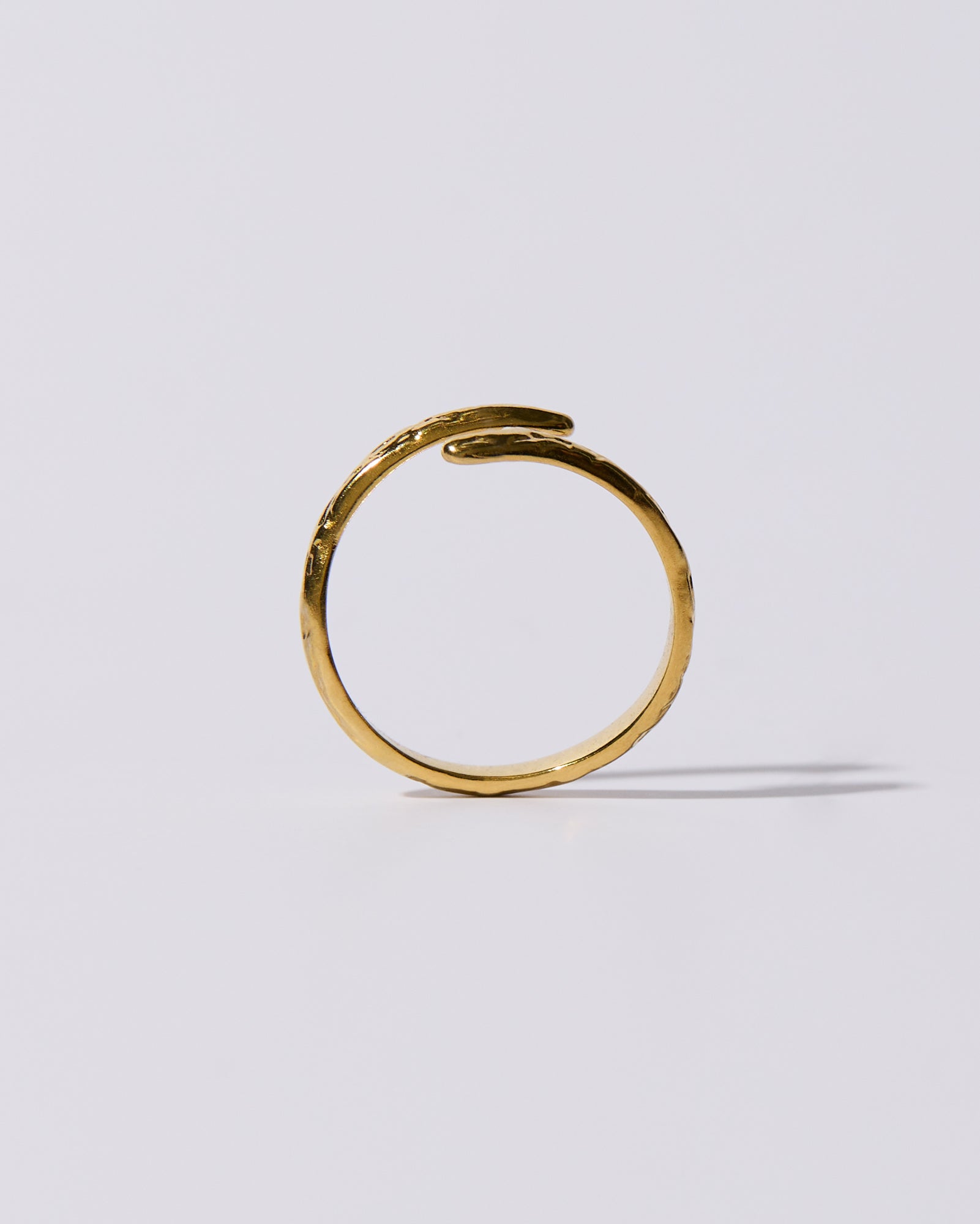 Petite Structured Ring Gold